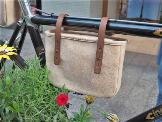 Leather frame bag